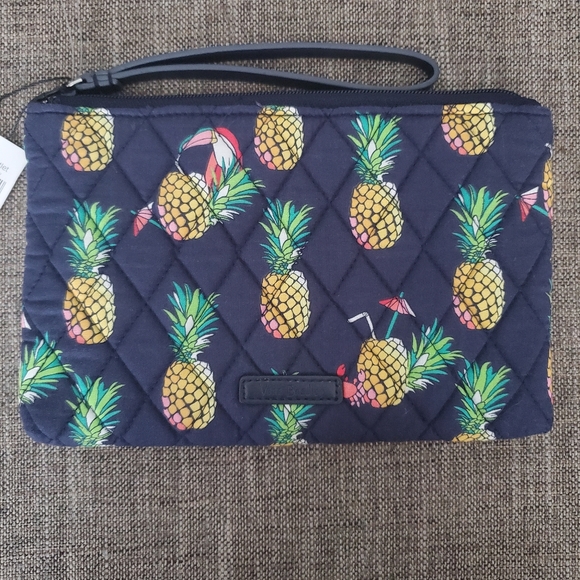 Vera Bradley Escapade Wristlet in Toucan Party NWT - Picture 6 of 11